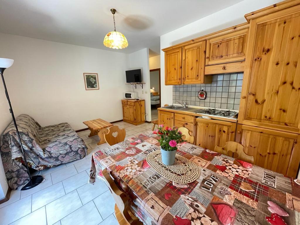 Appartamenti Vacanze Lagolo Lagolo di Calavino Luaran gambar