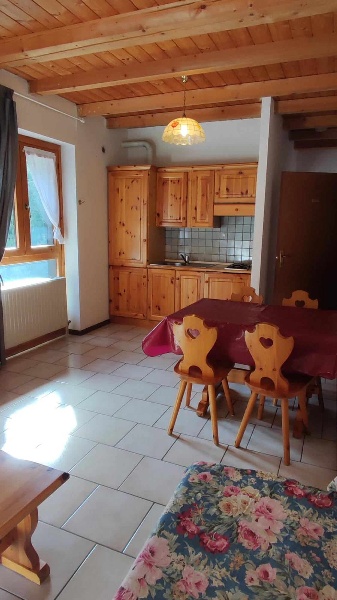 Appartamenti Vacanze Lagolo Lagolo di Calavino Luaran gambar