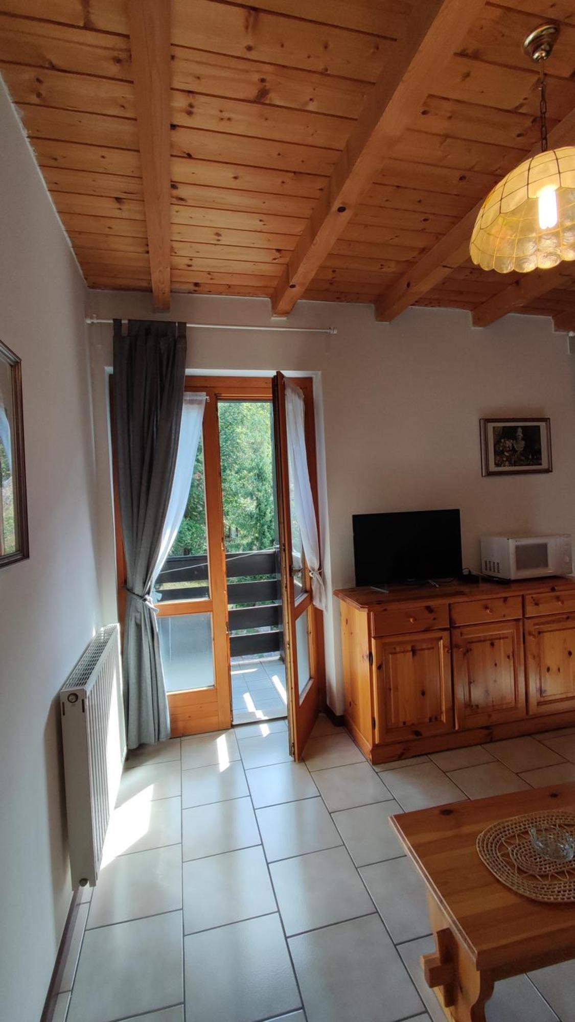 Appartamenti Vacanze Lagolo Lagolo di Calavino Luaran gambar