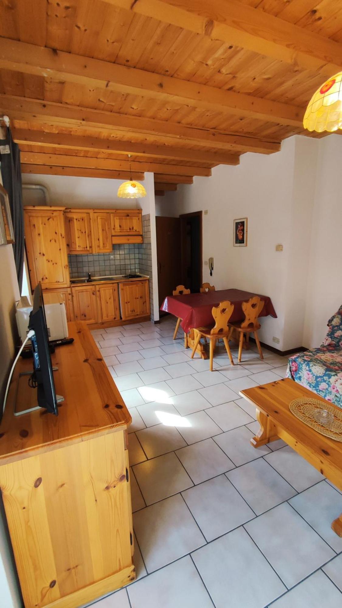 Appartamenti Vacanze Lagolo Lagolo di Calavino Luaran gambar